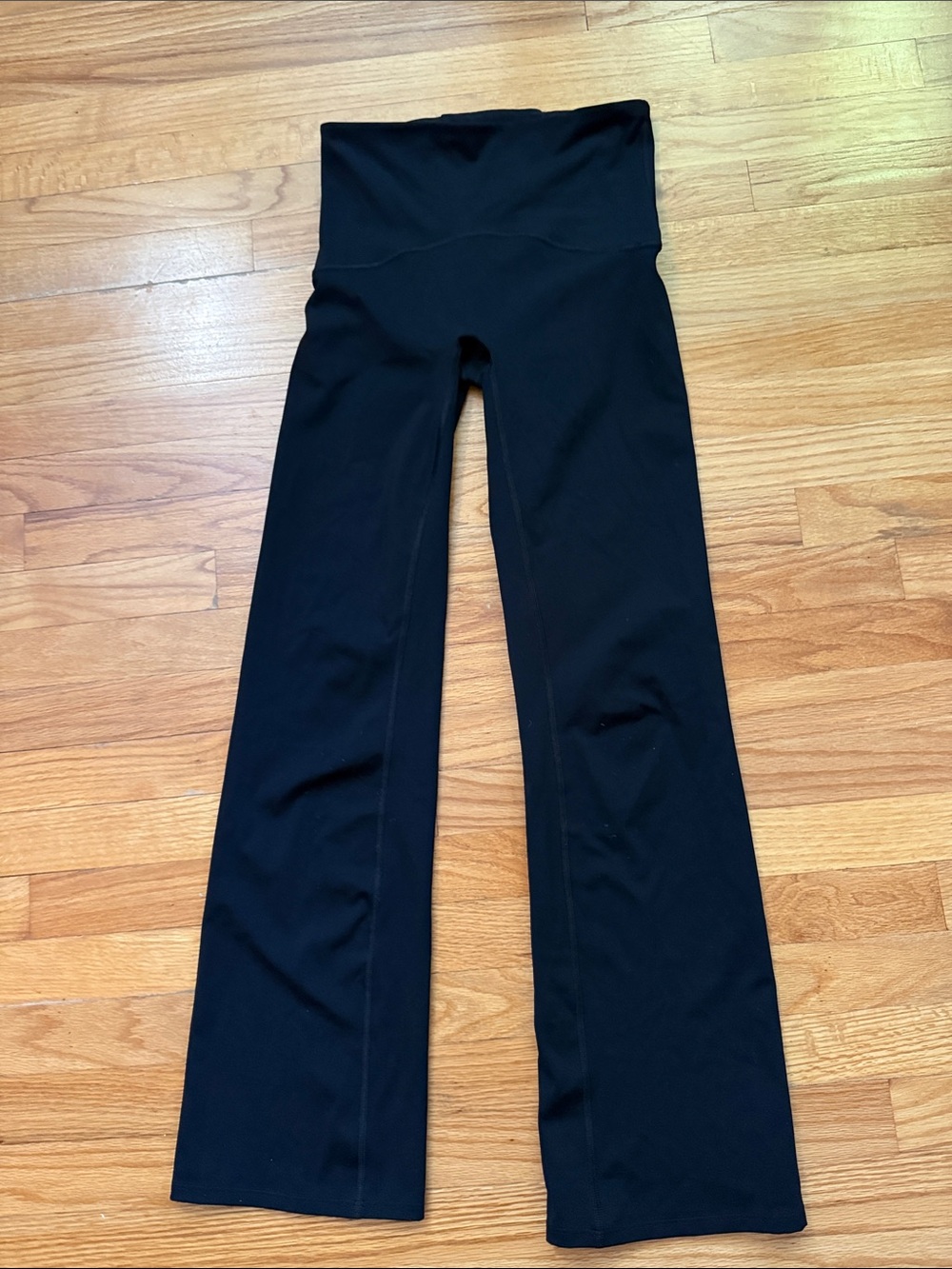 Spanx Booty Boost Flare Leggings Small